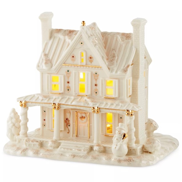 Lenox Mistletoe Park Village 2023 Lighted Farmhouse Figurine - Brand New - Picture 1 of 8
